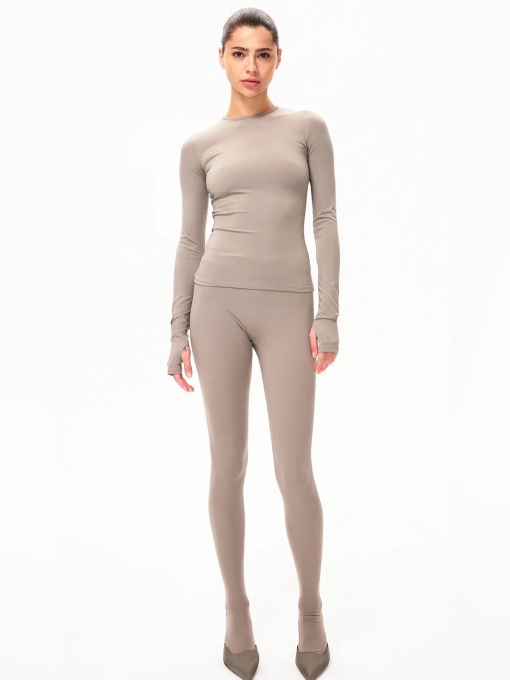 NWT KHY FOOTED LEGGING - Picture 3 of 6
